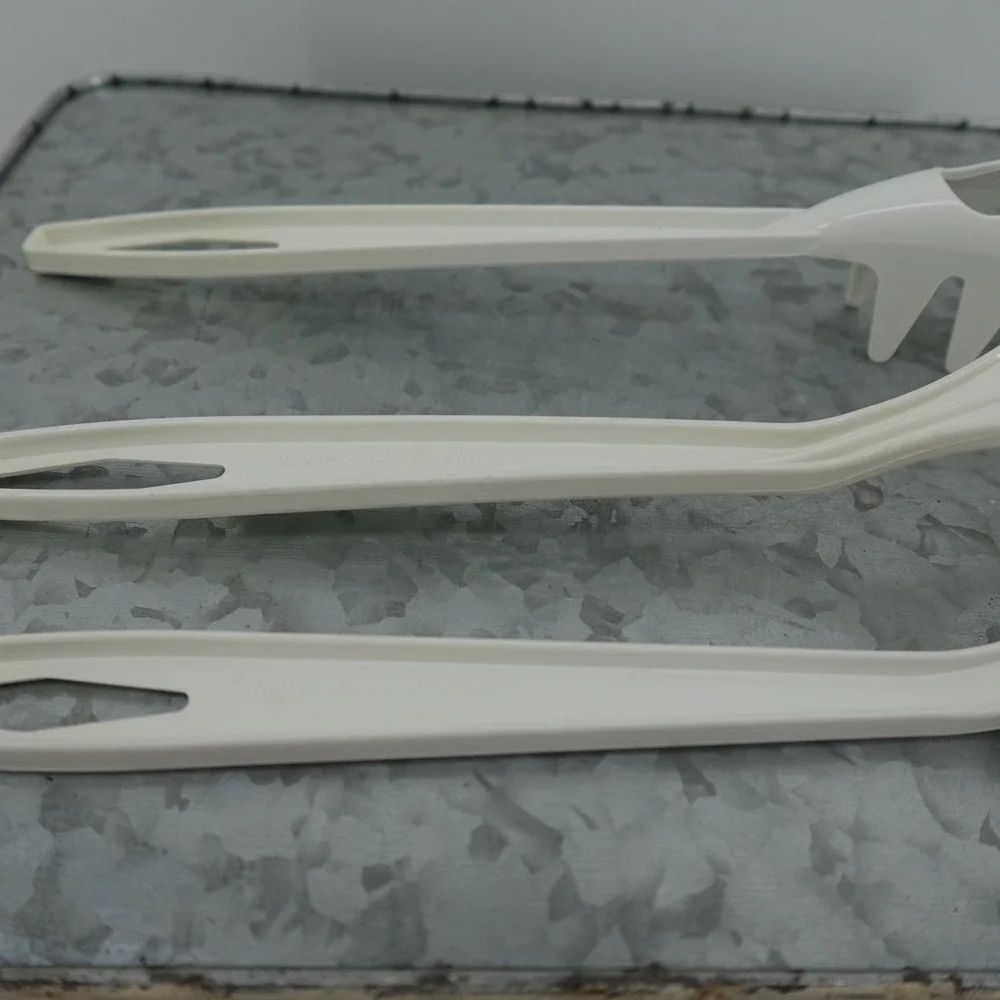 VTG White Melamine Kitchen Utensil Set Pasta Server Fork Spoon 3 Piece 11 Inch